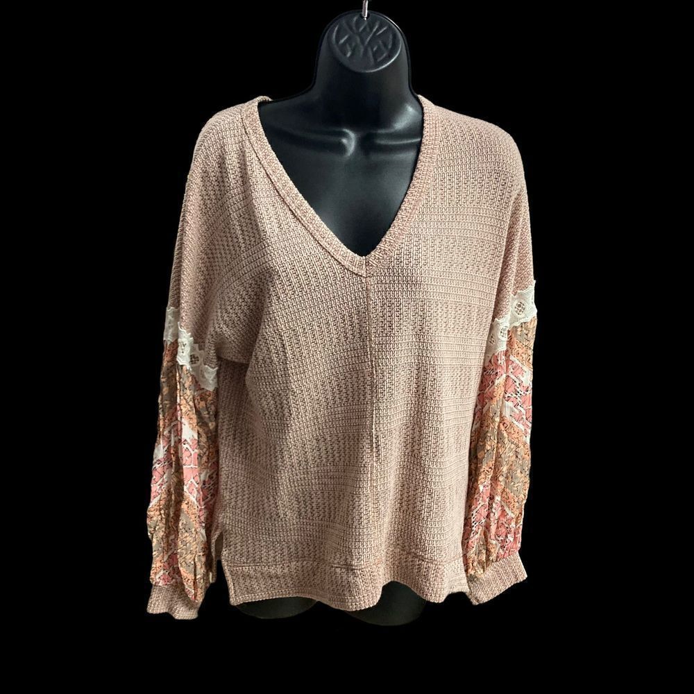 HUMMINGBIRD Women’s Peach Pink Floral Sweater Size Small‎